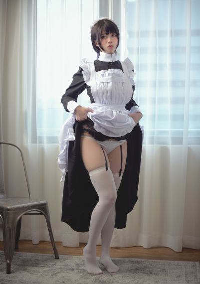 黑衣人