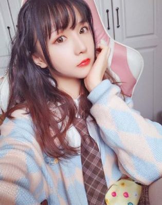 高跟鞋狠踩贱奴 | vk