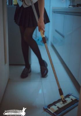邻家妻子