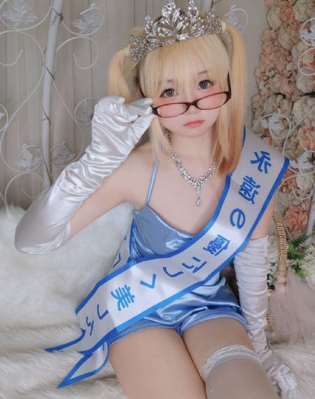 电车魔女在线观看
