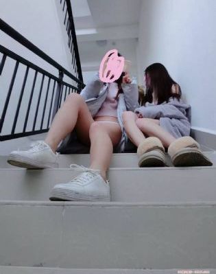 护士献身取精hd在线观看