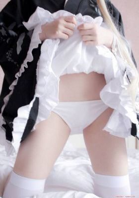 年上大佬掌心宠女儿救妈妈短剧