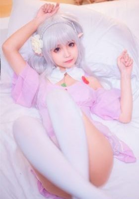 黄大妮